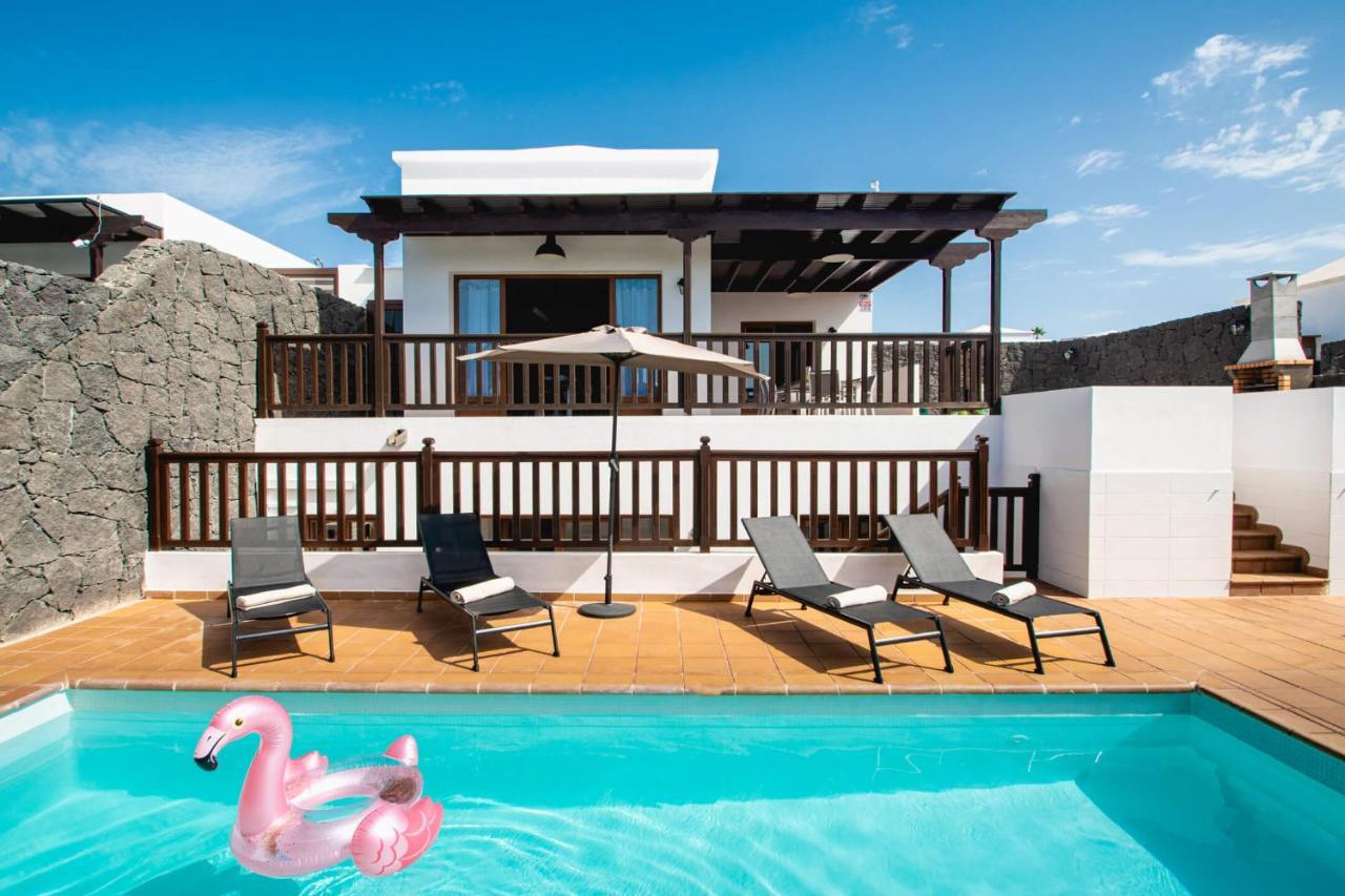 Stylish 6 Bedroom Villa Princesa - Hot Tub - Heated Pool - Near Beach & Waterparks Плая Бланка Екстериор снимка