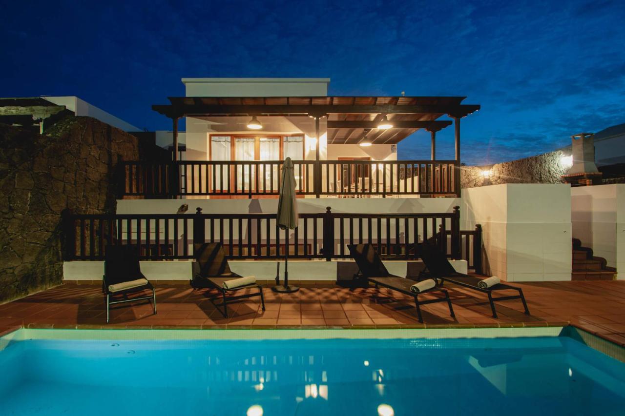 Stylish 6 Bedroom Villa Princesa - Hot Tub - Heated Pool - Near Beach & Waterparks Плая Бланка Екстериор снимка